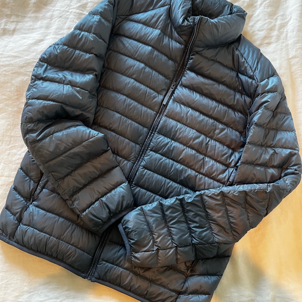 Blue Lightweight Quilted Puffer Jacket